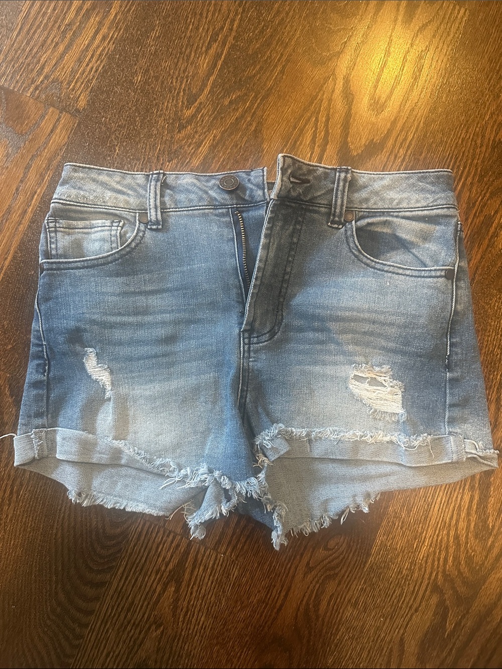 refuge Distressed Light/Medium Blue Denim Shorts size 2